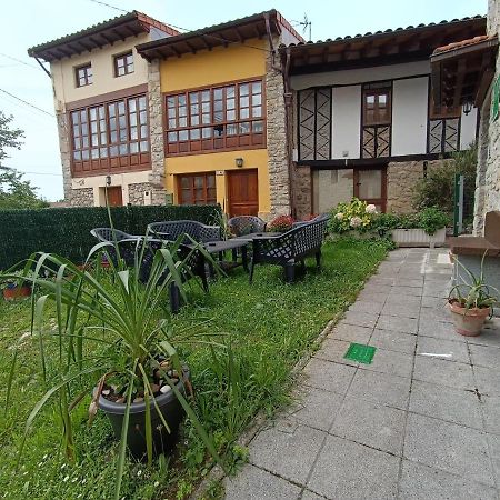 Romantico Acogedor Apartamento En Llanes Exterior photo